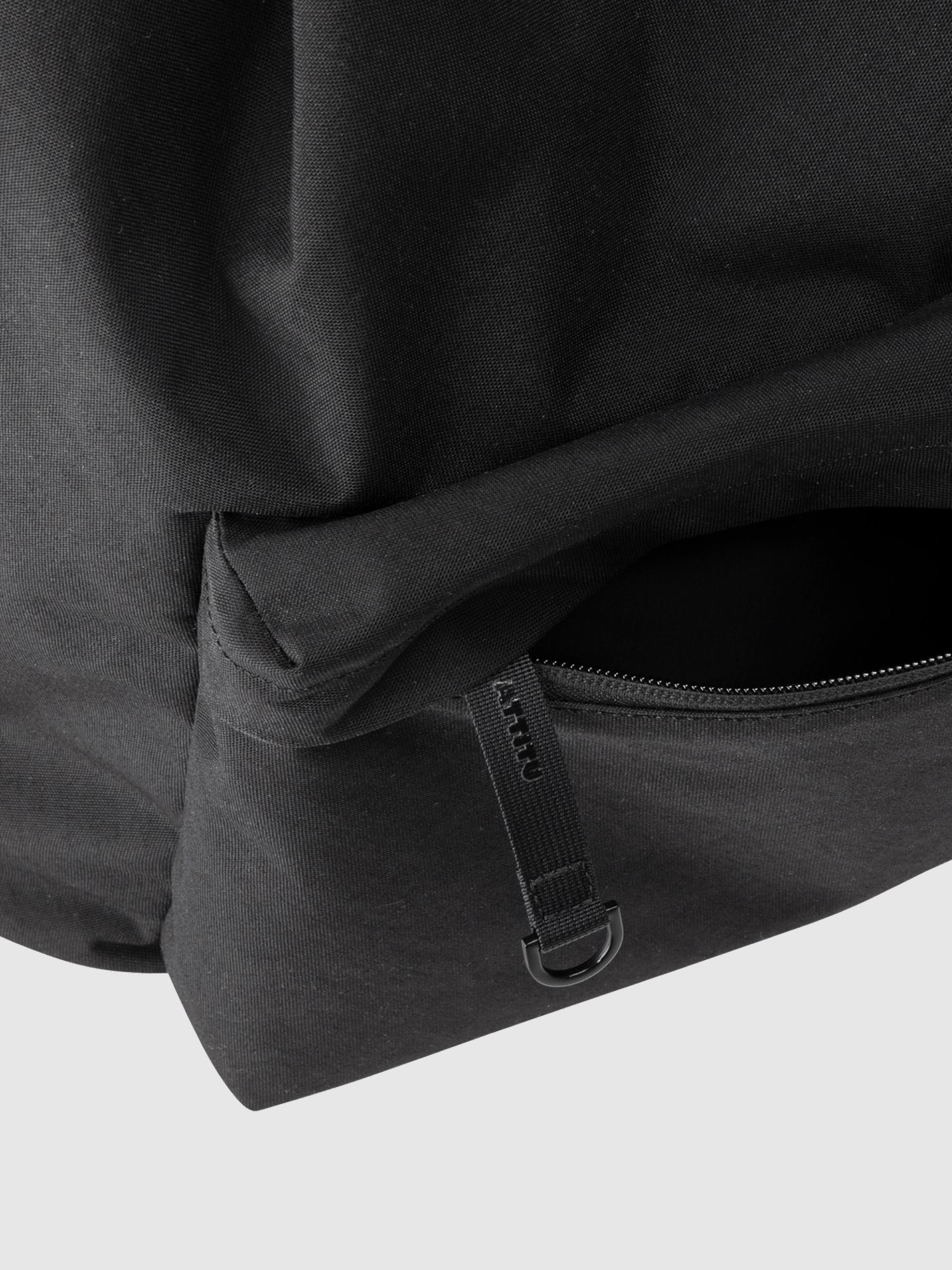 【新発売】NYLON BACKPACK DS M 008