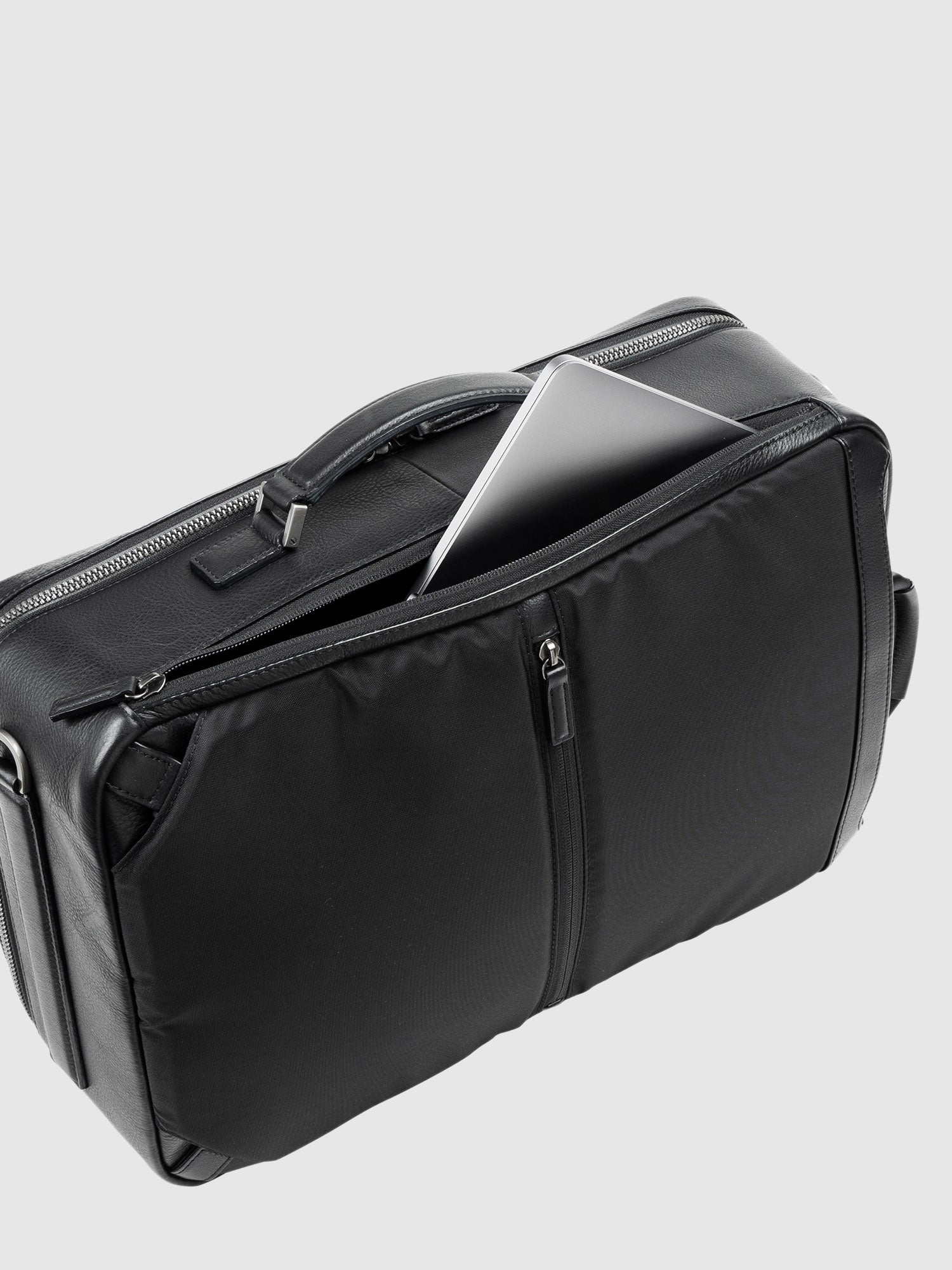 プロータ 3wayビジネストリップバッグ (防水革)