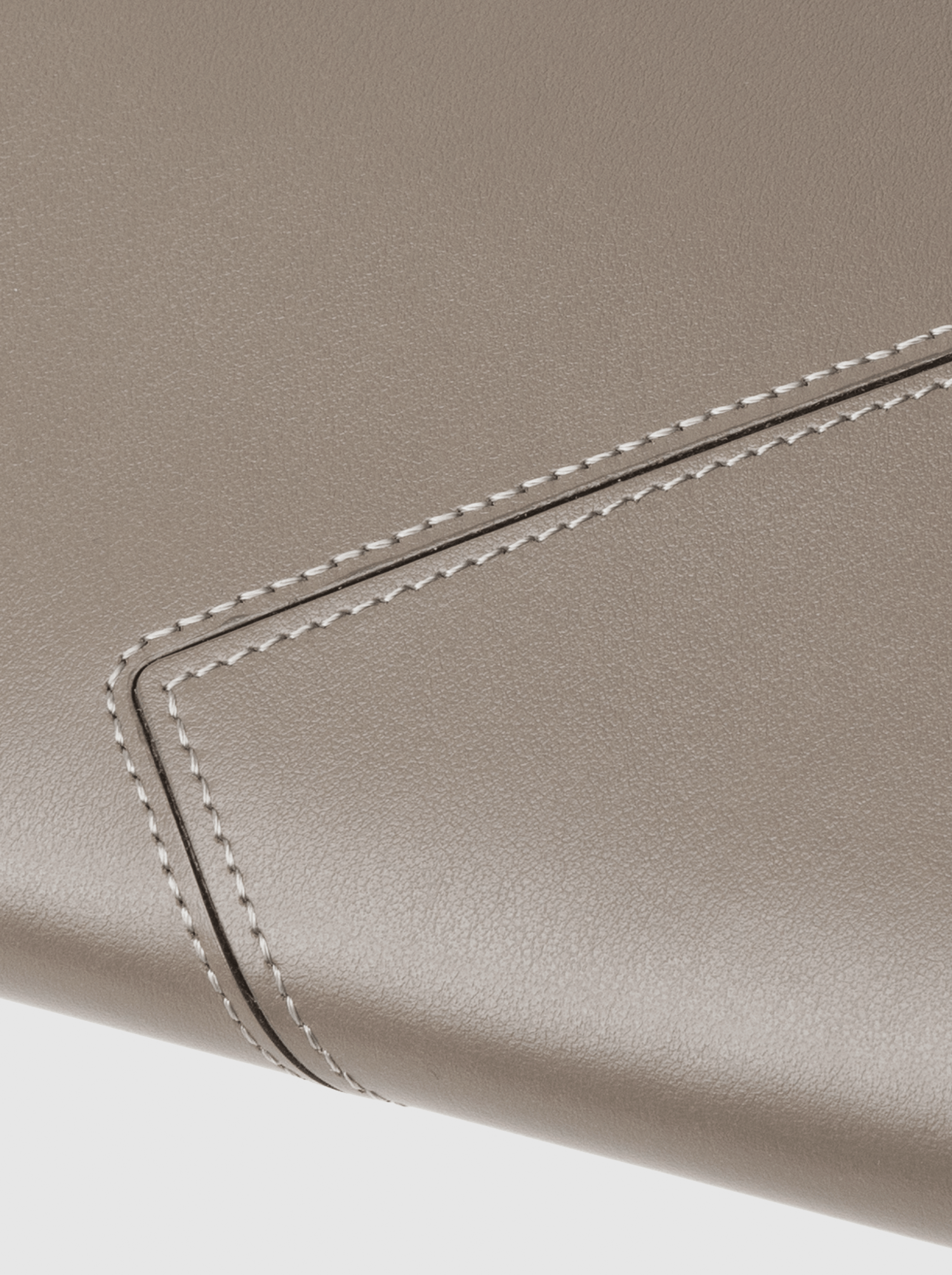 【数量限定色】Tレティ ロングウォレット