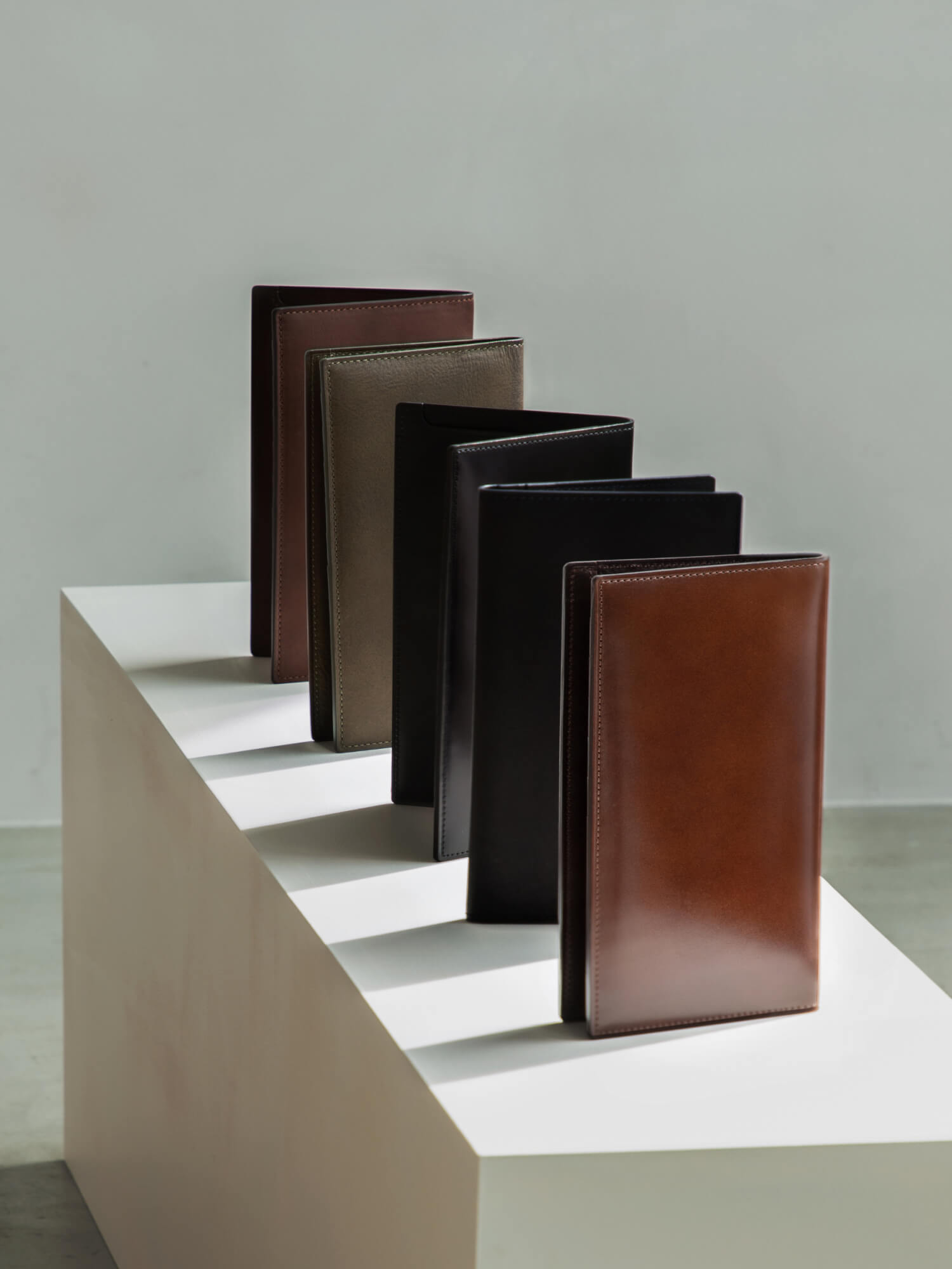 コンパクトロングウォレット (コードバン)