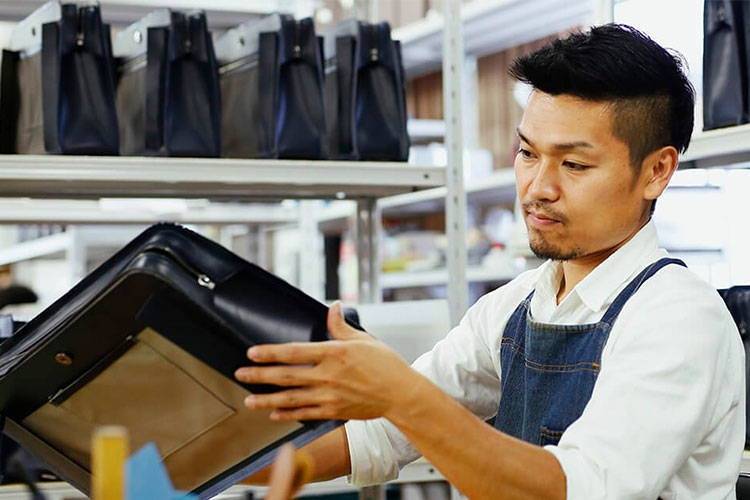 眼差しの先にあるもの - 04.平石公一