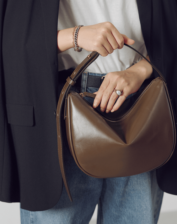 メインビジュアル画像4