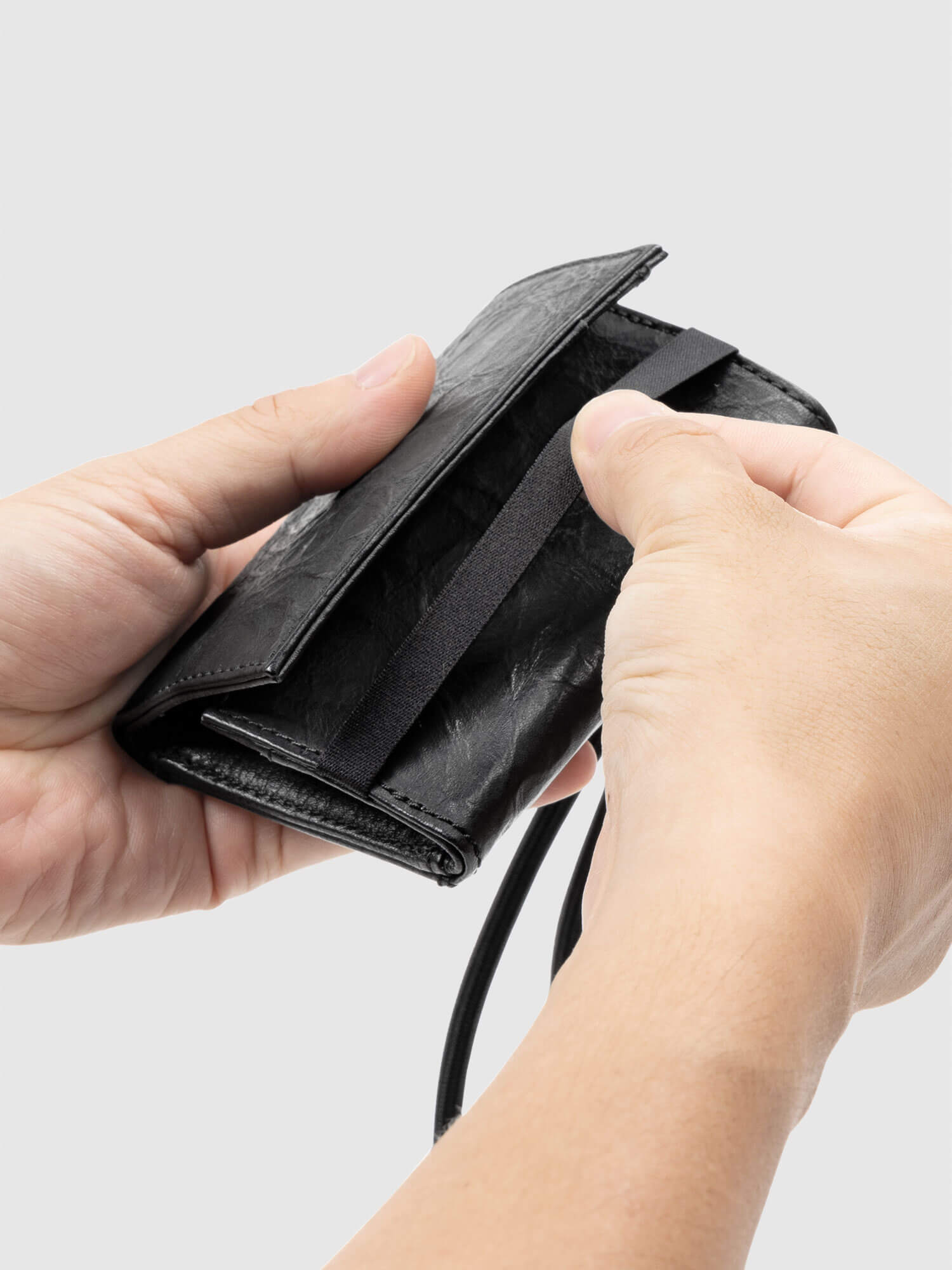 レザーショルダーウォレット