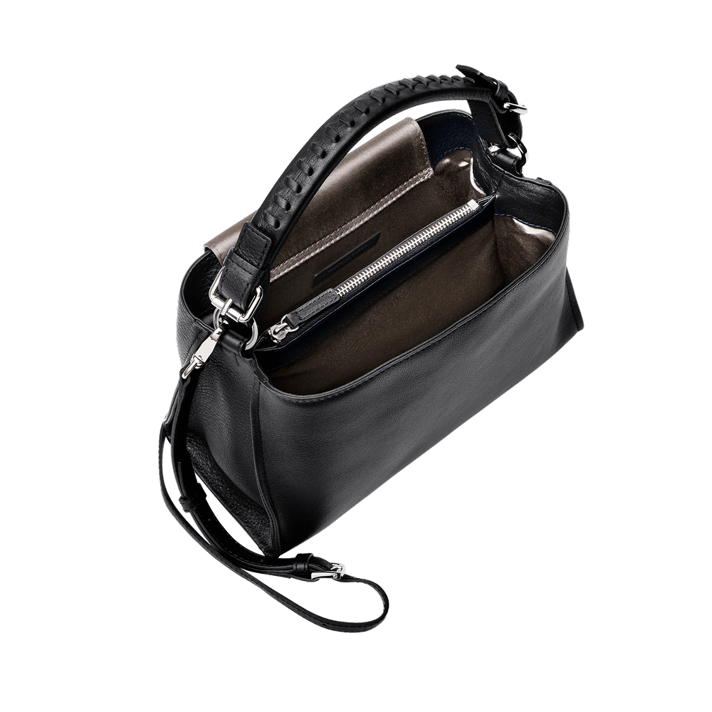 ブラック／内装