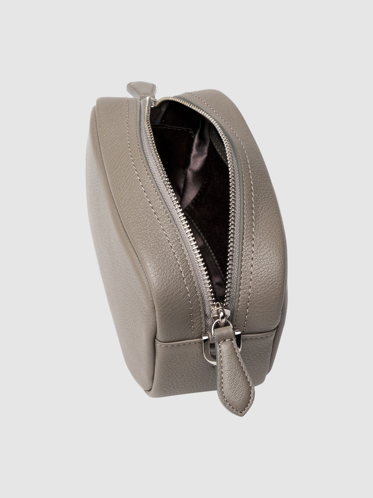 【数量限定色】クラルテ コンパクトショルダー