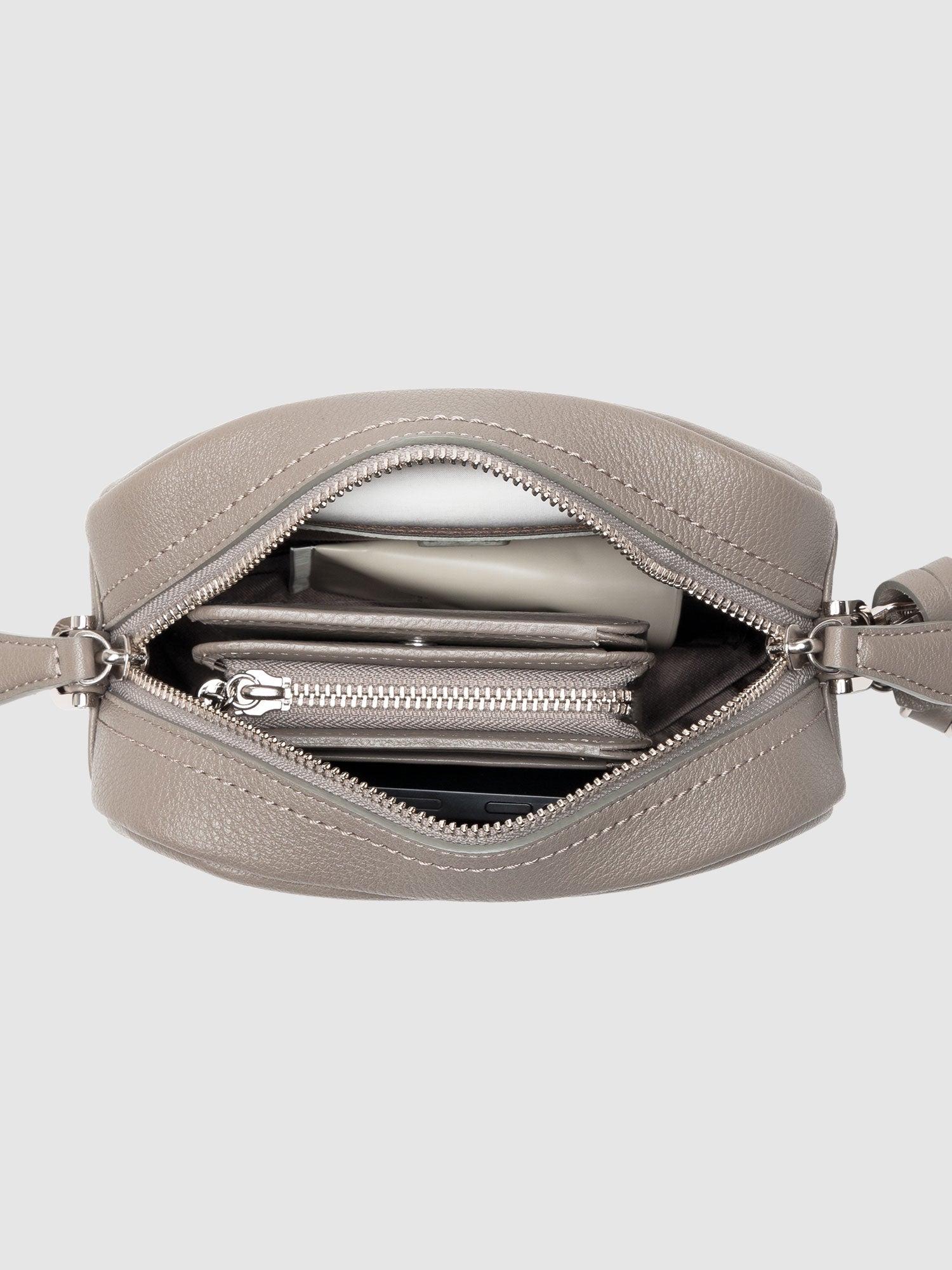 【数量限定色】クラルテ コンパクトショルダー