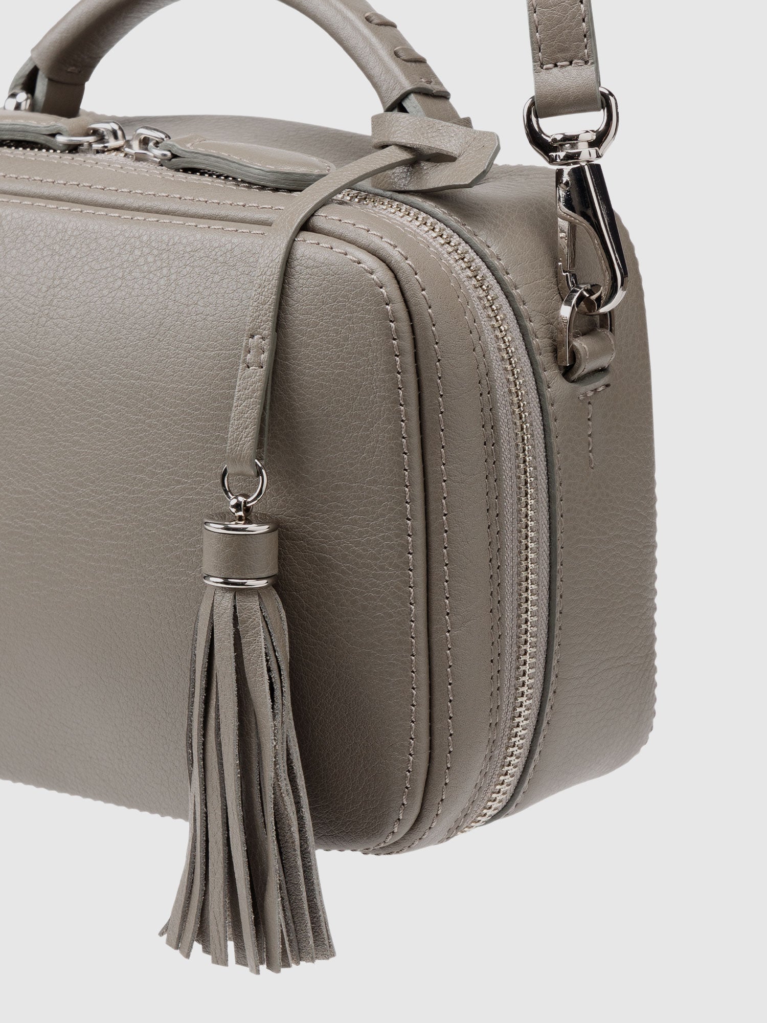 【数量限定色】クラルテ スウィングミニショルダー