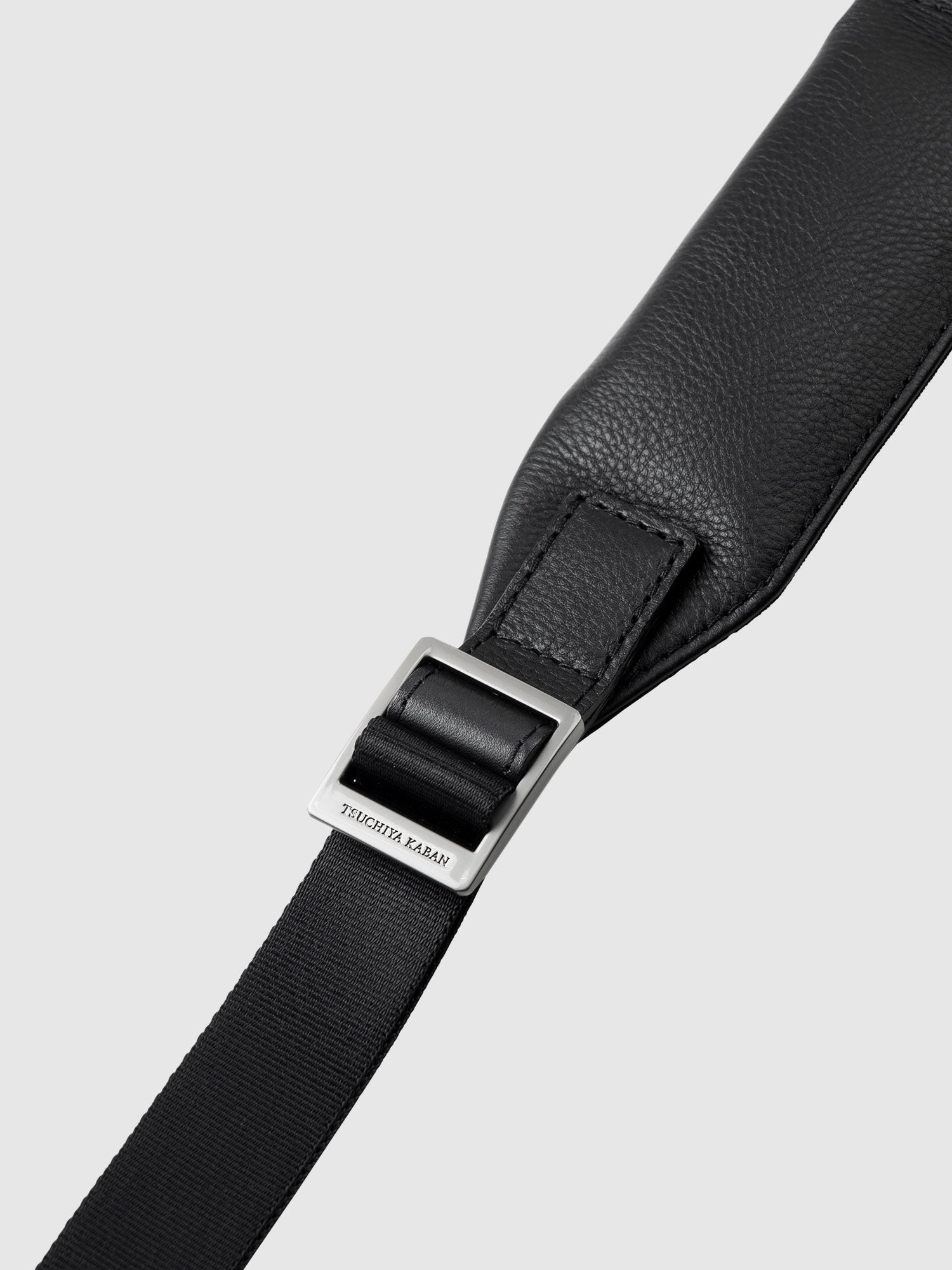 プロータ 3wayビジネストリップバッグ (防水革)