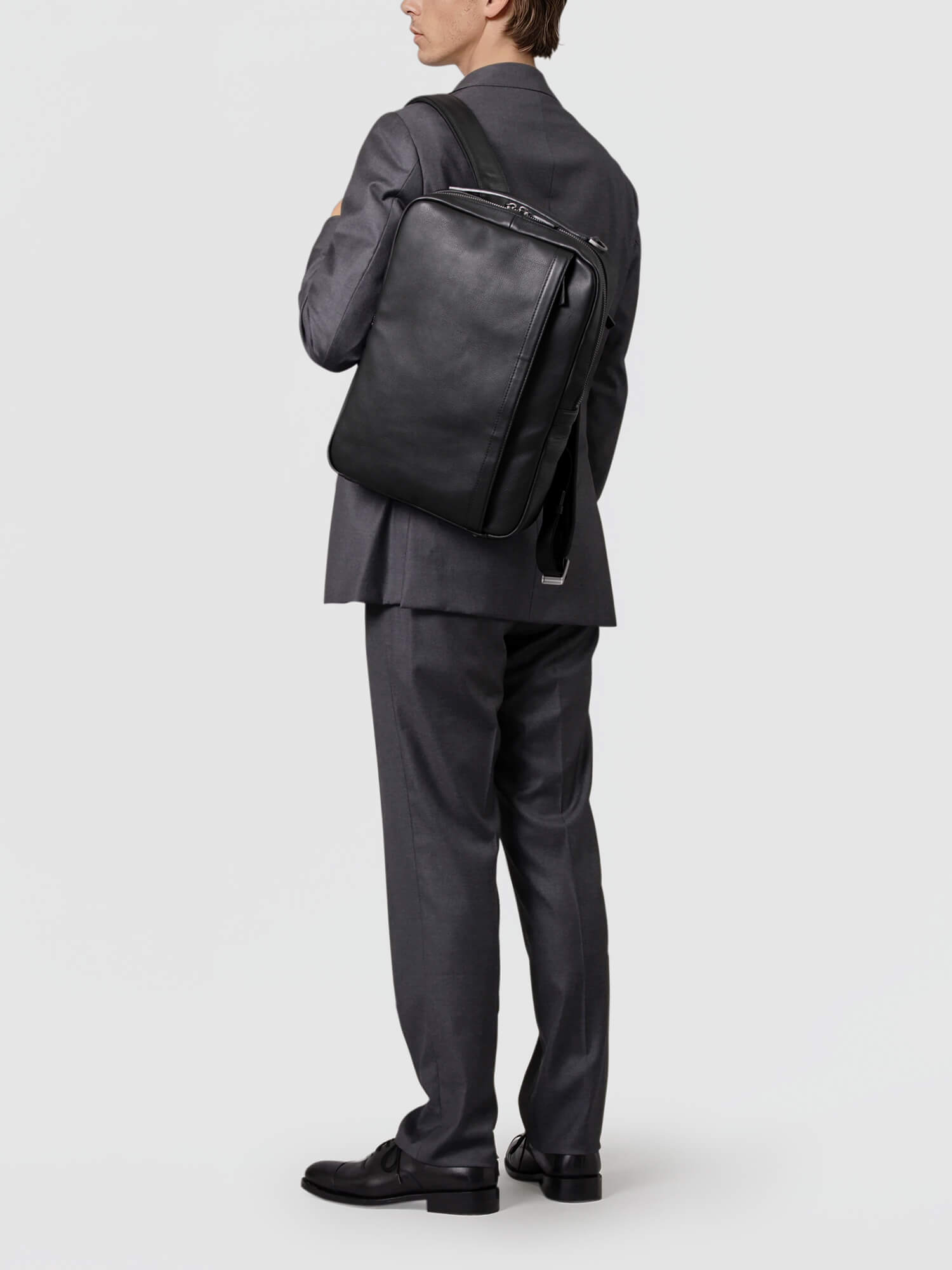 モデル身長185cm