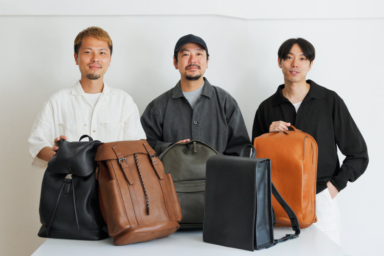 スタイリストが語る革のバッグパックの魅力