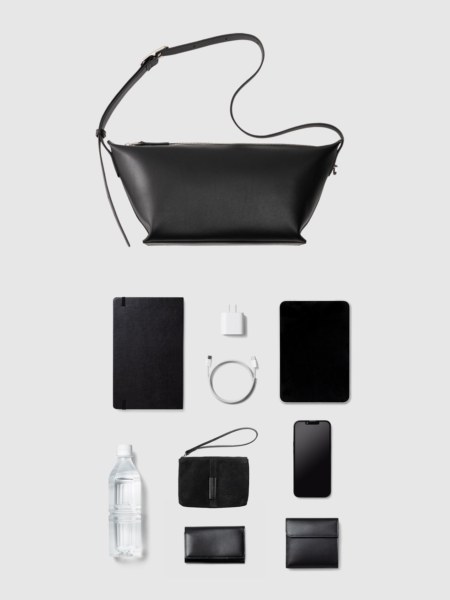 【新発売】ストレイヴン  ミディアムショルダー