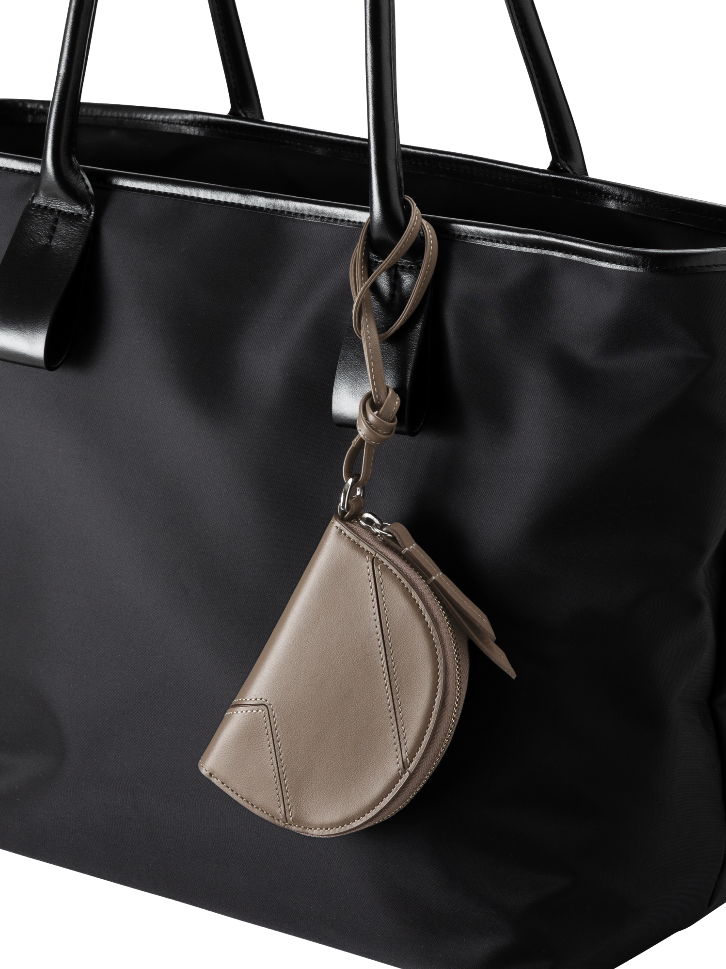 【新発売・数量限定色】Tレティ キーリングカードケース